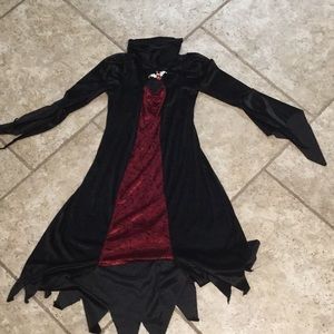 Vampire queen costume